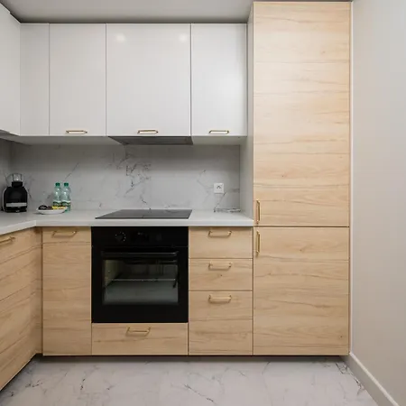 Parkland Deluxe Apartment Warsaw
